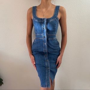 Denim dress💙